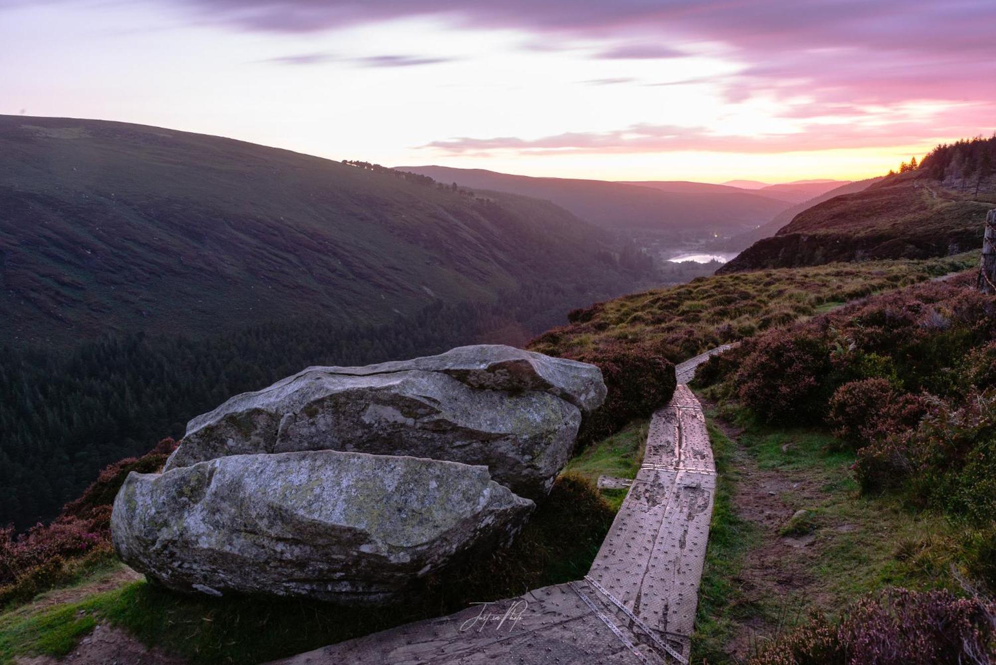 Glendalough International Youth Hostel 래라흐 외부 사진